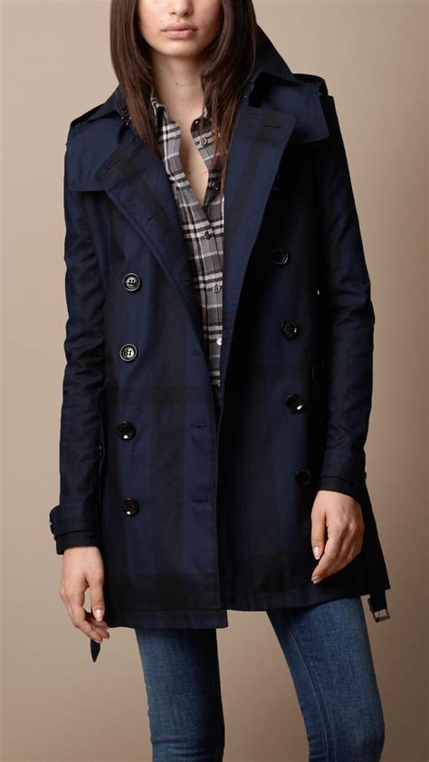 burberry blue raincoat